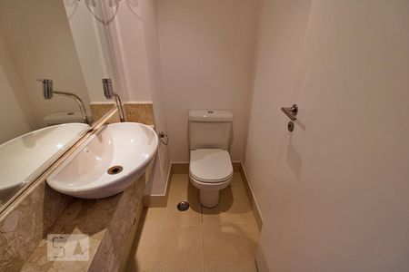 Lavabo de apartamento para alugar com 2 quartos, 81m² em Jardim Leonor, São Paulo