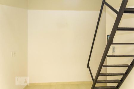 Sala/Cozinha de kitnet/studio para alugar com 1 quarto, 28m² em Jordanópolis, São Bernardo do Campo