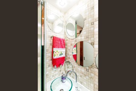 Apartamento à venda com 74m², 2 quartos e 1 vagaBanheiro Suíte