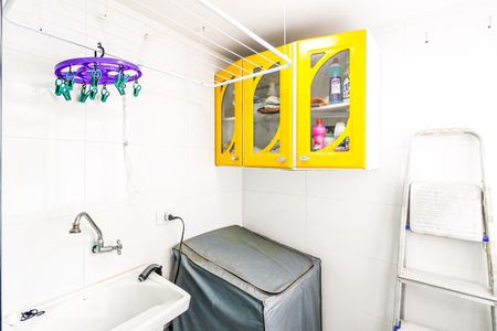 Apartamento à venda com 74m², 2 quartos e 1 vagaÁrea de Serviço