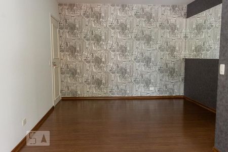 Apartamento para alugar com 70m², 2 quartos e 2 vagasSala