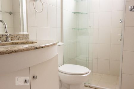 Apartamento para alugar com 70m², 2 quartos e 2 vagasBanheiro Social