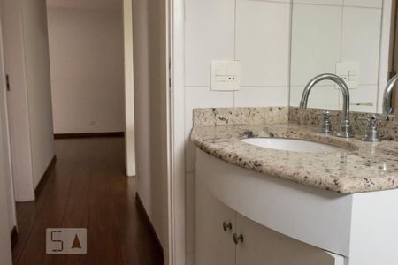 Apartamento para alugar com 70m², 2 quartos e 2 vagasBanheiro Social