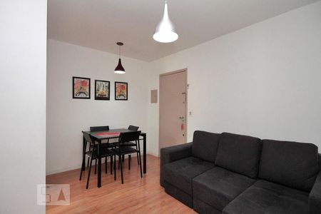 Sala de apartamento para alugar com 1 quarto, 48m² em Bela Vista, São Paulo