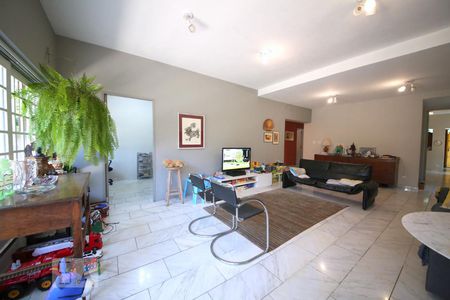 Sala de casa à venda com 3 quartos, 385m² em Vila Cordeiro, São Paulo