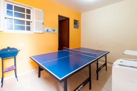 Casa à venda com 150m², 3 quartos e 2 vagas Casa à venda com 150m², 3 quartos e 2 vagasÁrea de serviço e Quintal