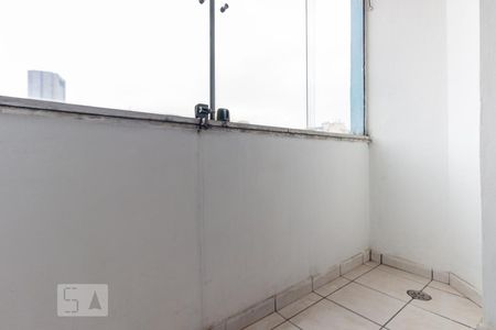 Varanda de kitnet/studio para alugar com 1 quarto, 38m² em Vila Buarque, São Paulo
