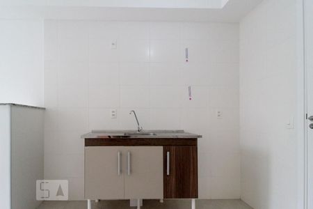 Cozinha de apartamento para alugar com 1 quarto, 28m² em Cambuci, São Paulo