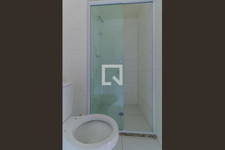 Banheiro de apartamento para alugar com 1 quarto, 28m² em Cambuci, São Paulo