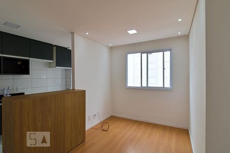 Sala de apartamento para alugar com 2 quartos, 40m² em Parque Reboucas, São Paulo