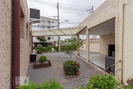 Apartamento para alugar com 43m², 2 quartos e 1 vaga Apartamento para alugar com 43m², 2 quartos e 1 vagaÁrea comum - Salão de festas