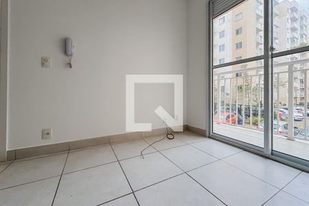 Sala/Cozinha de apartamento para alugar com 1 quarto, 30m² em Cambuci, São Paulo