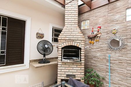 Casa à venda com 250m², 3 quartos e 2 vagasChurrasqueira