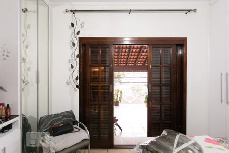 Casa à venda com 250m², 3 quartos e 2 vagasQuarto Suíte
