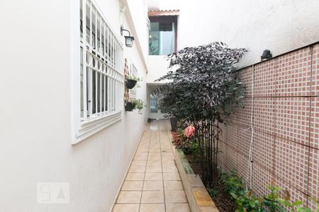 Casa à venda com 250m², 3 quartos e 2 vagasQuintal