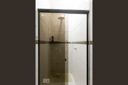 Casa à venda com 250m², 3 quartos e 2 vagasBanheiro 3
