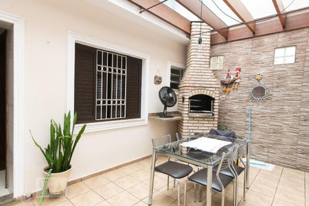 Casa à venda com 250m², 3 quartos e 2 vagasÁrea Externa/Churrasqueira