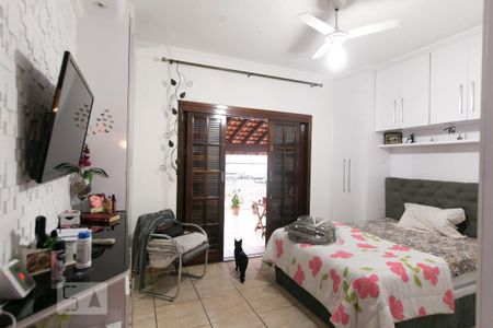 Casa à venda com 250m², 3 quartos e 2 vagasQuarto Suíte