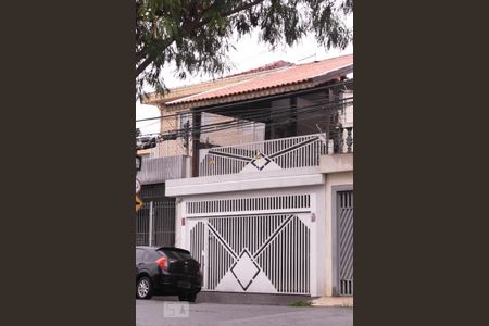 Casa à venda com 250m², 3 quartos e 2 vagasFachada