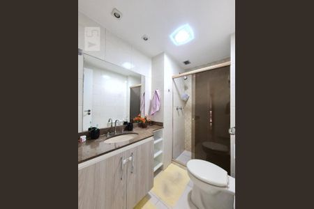 Apartamento à venda com 90m², 2 quartos e 1 vaga Apartamento à venda com 90m², 2 quartos e 1 vagaBanheiro Social