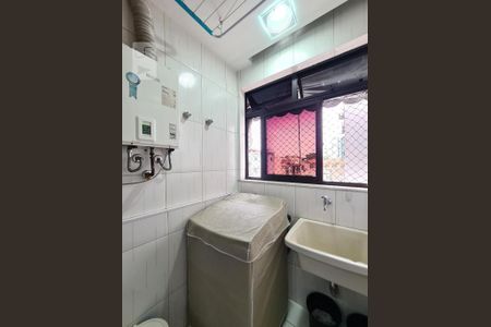 Apartamento à venda com 90m², 2 quartos e 1 vaga Apartamento à venda com 90m², 2 quartos e 1 vagaÁrea de Serviço