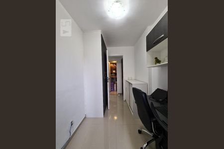 Apartamento à venda com 90m², 2 quartos e 1 vaga Apartamento à venda com 90m², 2 quartos e 1 vagaEscritório