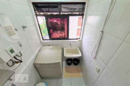 Apartamento à venda com 90m², 2 quartos e 1 vaga Apartamento à venda com 90m², 2 quartos e 1 vagaÁrea de Serviço