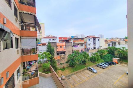 Apartamento à venda com 90m², 2 quartos e 1 vaga Apartamento à venda com 90m², 2 quartos e 1 vagaVista