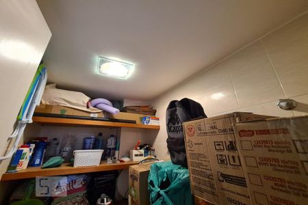 Apartamento à venda com 90m², 2 quartos e 1 vaga Apartamento à venda com 90m², 2 quartos e 1 vagaBanheiro de Serviço