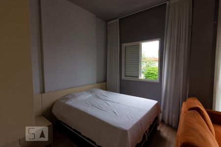 Quarto  de kitnet/studio para alugar com 1 quarto, 48m² em Granja Viana, Cotia