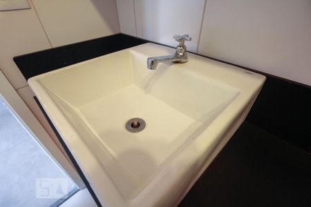 Apartamento à venda com 32m², 1 quarto e sem vaga Apartamento à venda com 32m², 1 quarto e sem vagaBanheiro