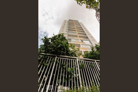 Apartamento à venda com 32m², 1 quarto e sem vaga Apartamento à venda com 32m², 1 quarto e sem vagaFachada