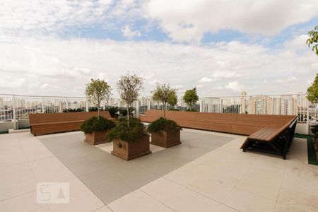 Apartamento à venda com 32m², 1 quarto e sem vaga Apartamento à venda com 32m², 1 quarto e sem vagaTerraço