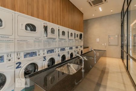 Studio para alugar com 25m², 1 quarto e sem vaga Studio para alugar com 25m², 1 quarto e sem vagaLavanderia