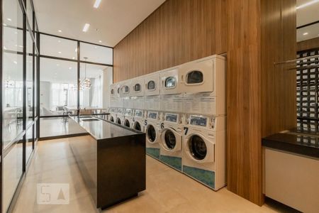 Studio para alugar com 25m², 1 quarto e sem vaga Studio para alugar com 25m², 1 quarto e sem vagaLavanderia