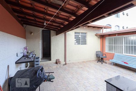 Casa à venda com 140m², 3 quartos e 1 vagaQuintal