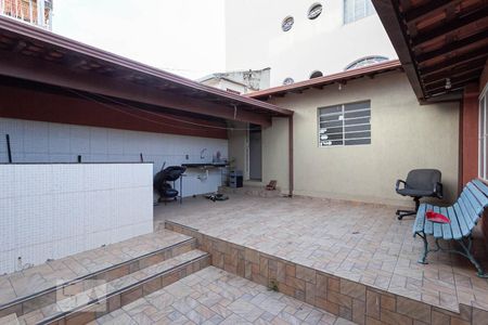 Casa à venda com 140m², 3 quartos e 1 vagaQuintal