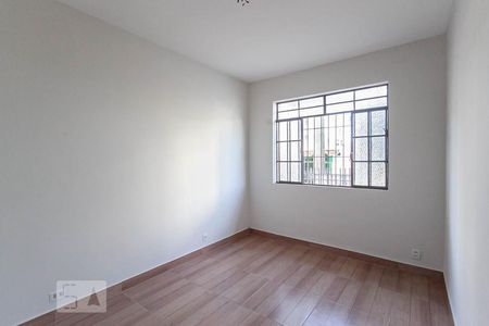 Sala 2 de casa à venda com 3 quartos, 140m² em Sagrada Família, Belo Horizonte