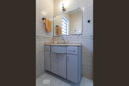 Casa à venda com 140m², 3 quartos e 1 vagaBanheiro social