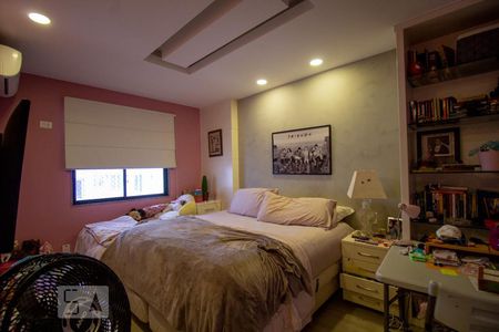 Apartamento à venda com 440m², 5 quartos e 6 vagasSuíte 1