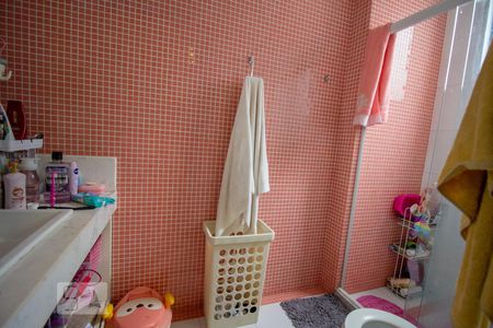 Apartamento à venda com 440m², 5 quartos e 6 vagasBanheiro da Suíte 1