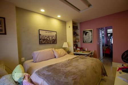 Apartamento à venda com 440m², 5 quartos e 6 vagasSuíte 1