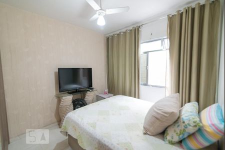 Casa à venda com 310m², 4 quartos e sem vaga Casa à venda com 310m², 4 quartos e sem vagaQuarto 2