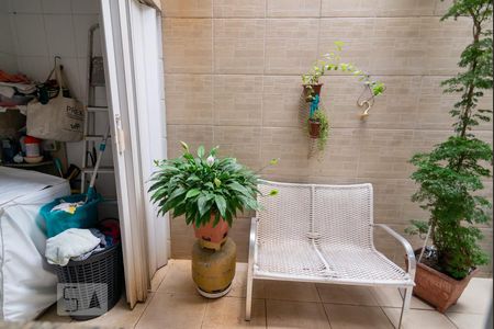 Casa à venda com 310m², 4 quartos e sem vaga Casa à venda com 310m², 4 quartos e sem vagaVista do Quarto 1