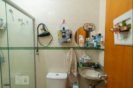 Casa à venda com 310m², 4 quartos e sem vaga Casa à venda com 310m², 4 quartos e sem vagaBanheiro da Suíte