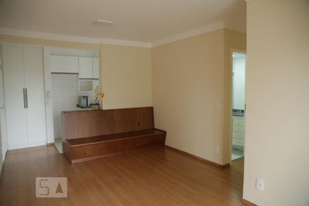 Sala de apartamento à venda com 3 quartos, 67m² em Jardim Independência, São Paulo