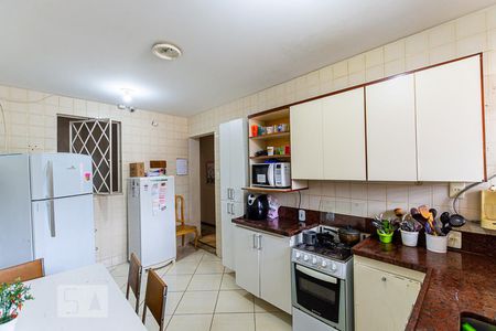 Casa de condomínio à venda com 140m², 6 quartos e sem vaga Casa de condomínio à venda com 140m², 6 quartos e sem vagaCozinha