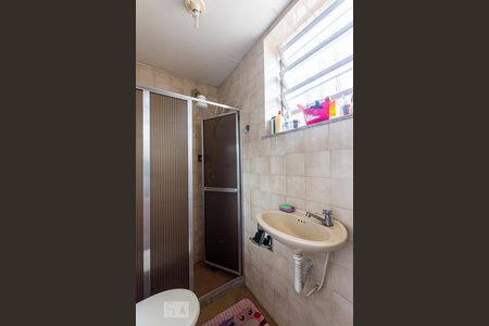 Casa de condomínio à venda com 140m², 6 quartos e sem vaga Casa de condomínio à venda com 140m², 6 quartos e sem vagaBanheiro de Serviço