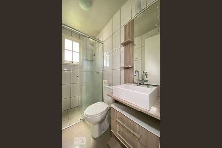 Banheiro de kitnet/studio à venda com 1 quarto, 37m² em Cristo Rei, São Leopoldo
