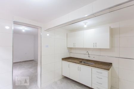 Sala/Cozinha de Casa com 1 quarto, 40m² Jardim Botucatu